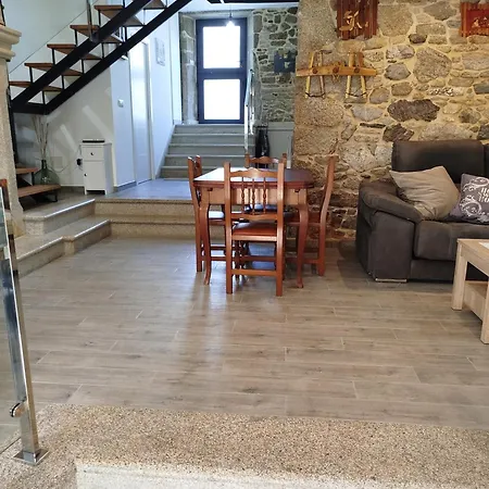 Casa Gallufe 度假居 圣地亚哥－德孔波斯特拉