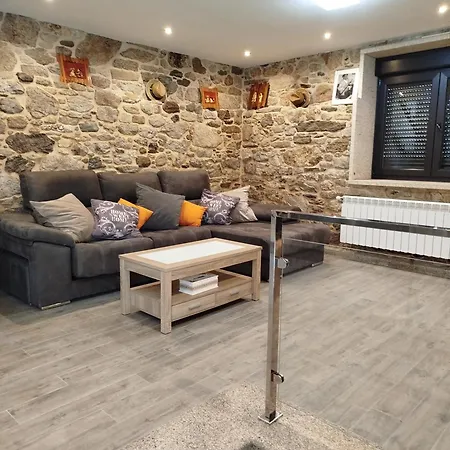 Casa Gallufe 度假居 圣地亚哥－德孔波斯特拉